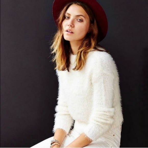 Sweaters - SOLD OUT 13294 Fuzzy Sweater